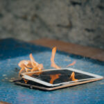 8. hořící iPad