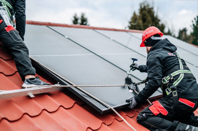 Instalace domácí fotovoltaické elektrárny podporovaná z programu NZÚ Light