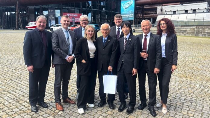 Zástupci japonské agentury JETRO a CzechInvestu během oficiální návštěvy Ostravy. Delegaci přijal hejtman MSK a zástupci regionálních inovačních struktur.