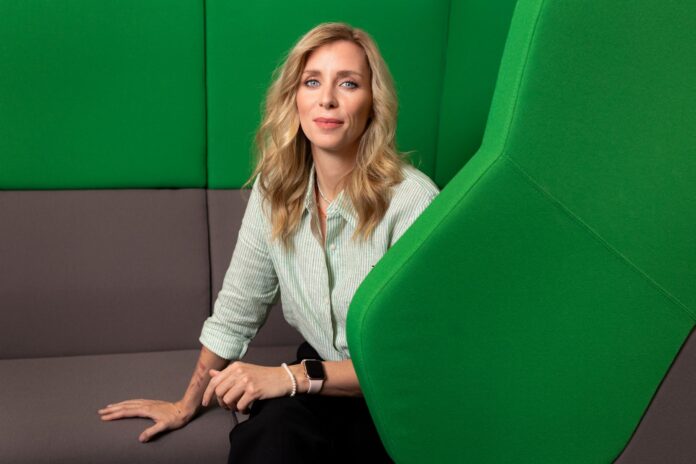Pavla Frindtová, nová HR ředitelka Schneider Electric, podporuje rovnost a inkluzi ve firemní kultuře.