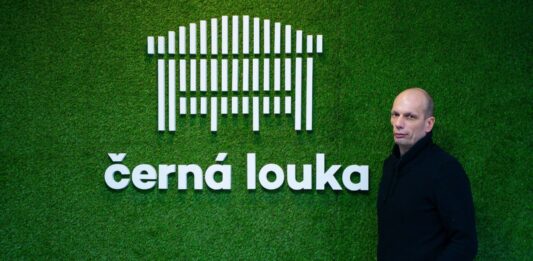 Jan Šumbera v areálu Černé louky v Ostravě – proměna výstaviště v otevřené městské srdce pro kulturu, volný čas i komunitní akce.
