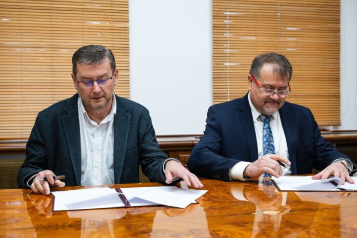 Podpis memoranda mezi OKD a městem Karviná o společném postupu při transformaci území po ukončení těžby uhlí.