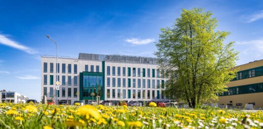 Nová ekonomická fakulta VŠB–TU Ostrava – moderní univerzitní architektura v kampusu