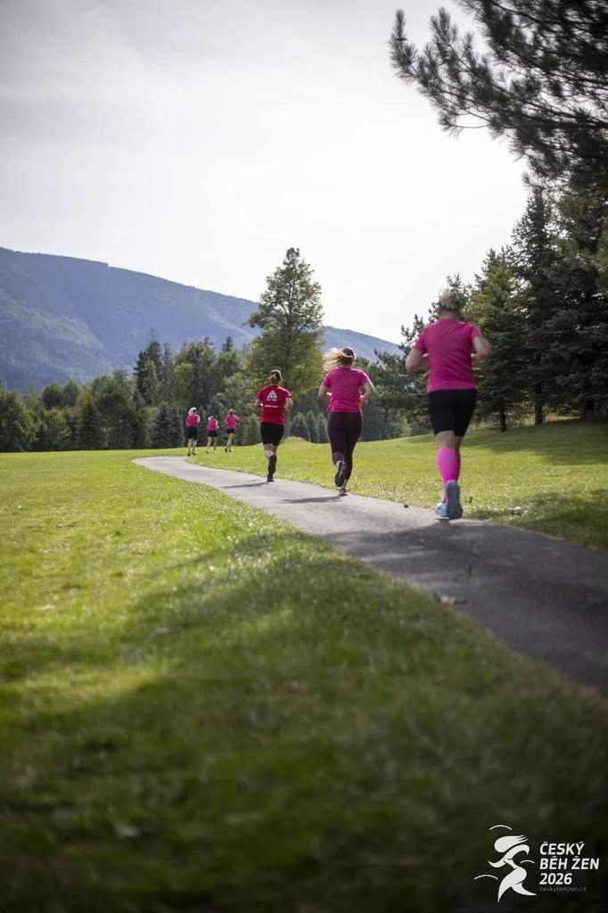 Český běh žen 2026 v Prosper Golf Resortu Čeladná v Beskydech